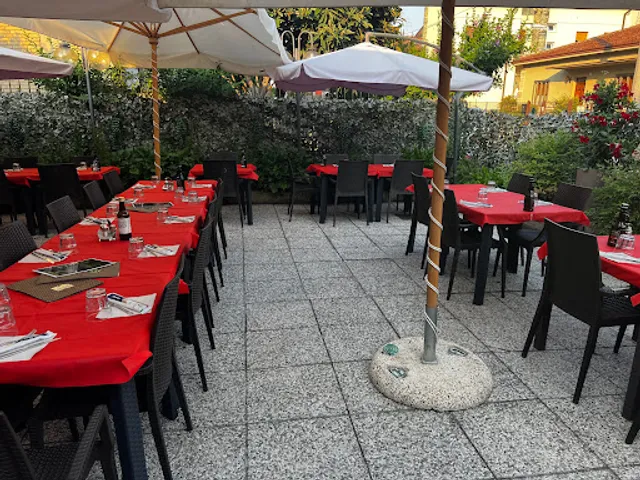 Pizzeria Vecchia Lira San Massimo