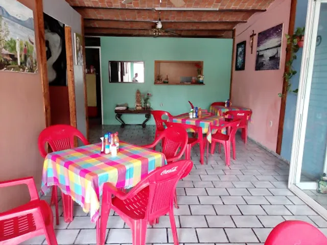 Cocina economica y Mariscos Ya! Kaile