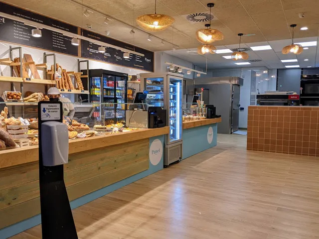 Panet Plaça Corts Catalanes