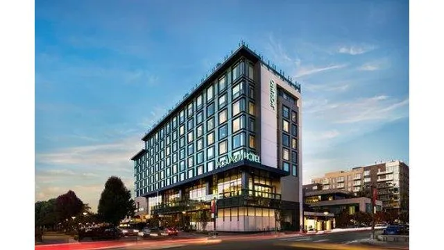 The Jacquard, Autograph Collection