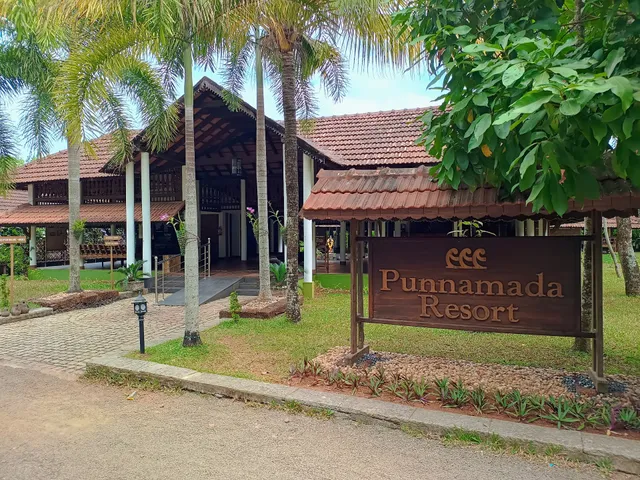 Punnamada Resort