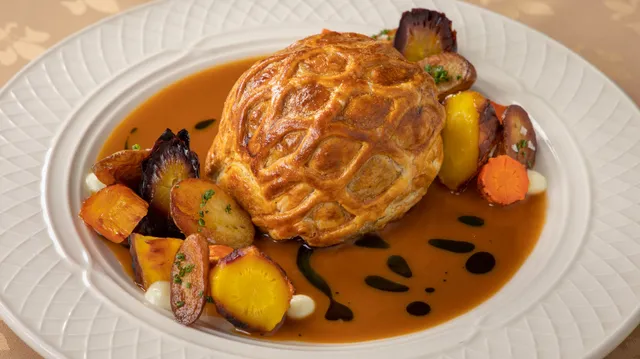 Edge by Goldmoor Inn