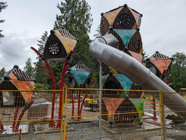 Maple Ridge Park Playground