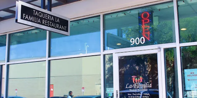La Familia Mexican Restaurant