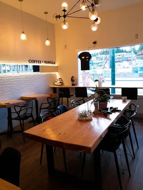 Coffee + Vanilla Café