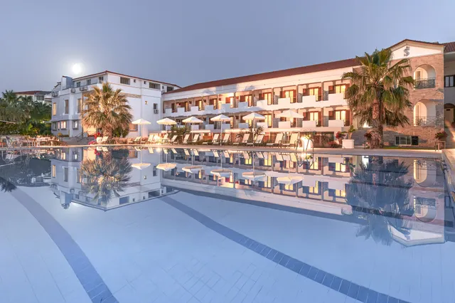 Tresor Sousouras Hotel