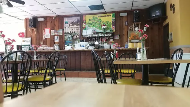 Restaurante Pupuseria El Guanaco