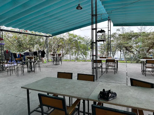 bamboo cafe & restaurant