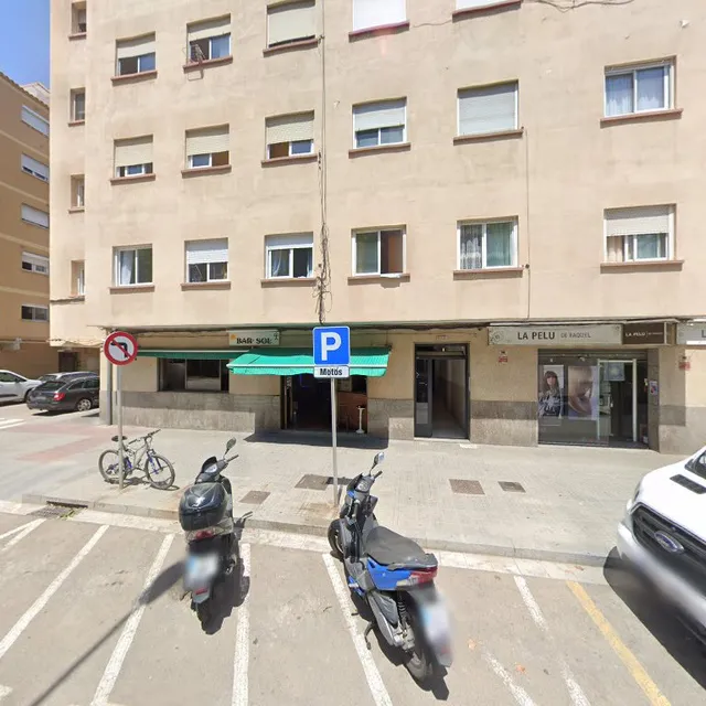 BARCELONA AIRPORT Mi COLIBRÍ (Homestay)