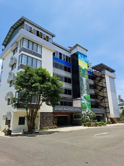 Đông Phương Hotel & Restaurant