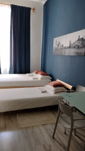 Amen Aparthotels Curie 8