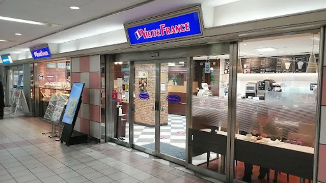 Vie de France Fuse shop