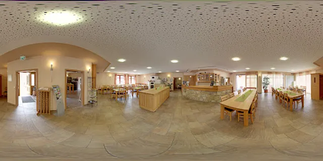 Weingut & Gästehaus Wetzler