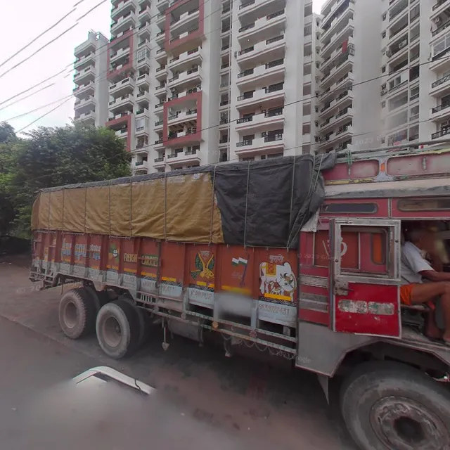 Eat & Treat Restaurant