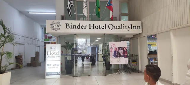 Binder Hotel