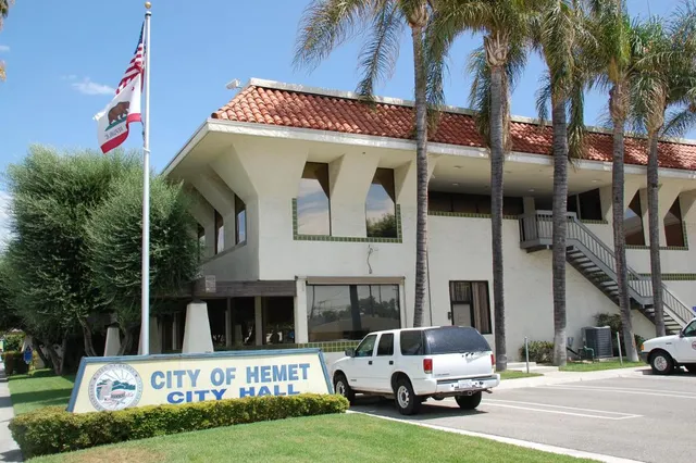 City of Hemet - City Hall