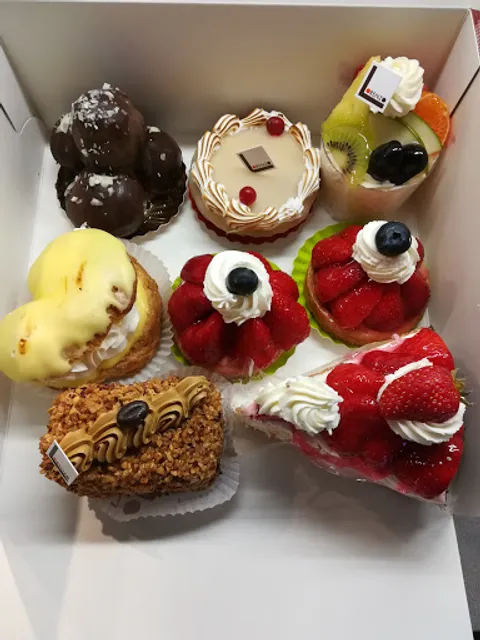 Bread & Pastries Lorenzo