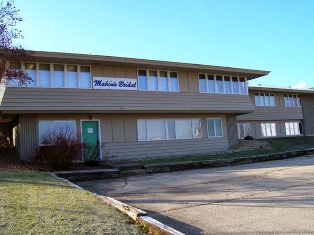 Mahin's Bridal Salon