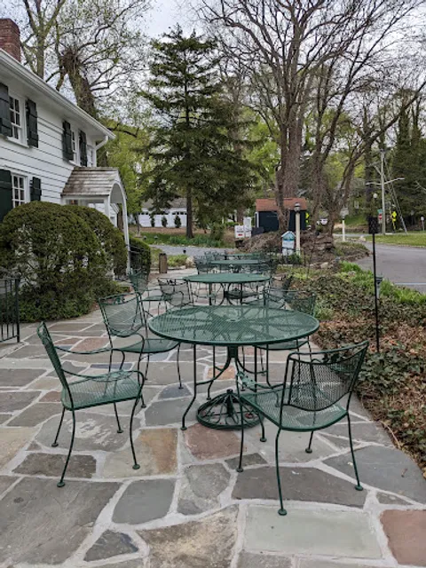 Mirabelle Restaurant & Tavern