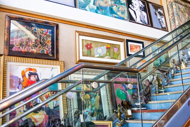 Arjang’s Treasure House of Fine Art