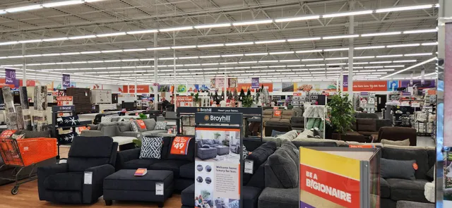 East Gate Shopping Center