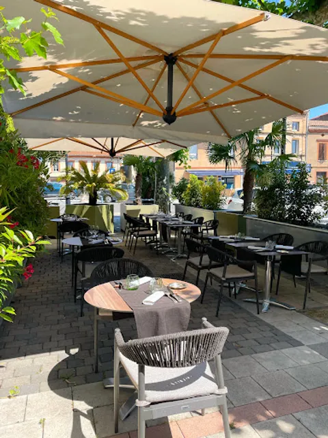 La Table Des Merville