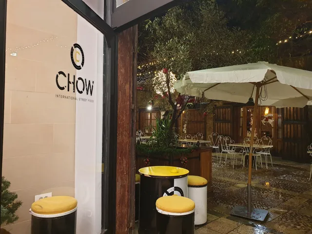 CHOW international street food