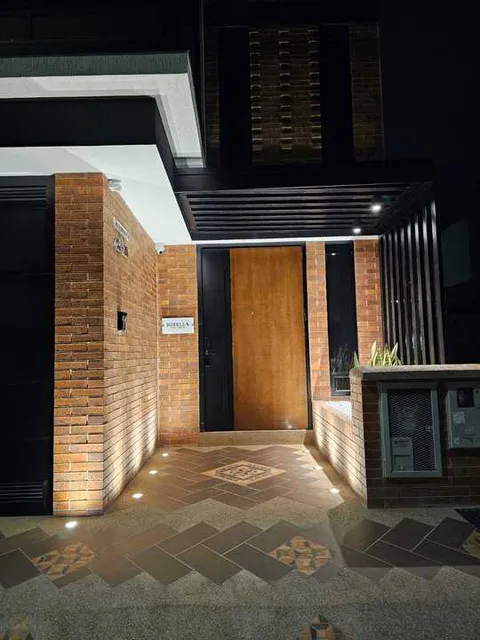 Sorella Vive Ligero, Las Quintas