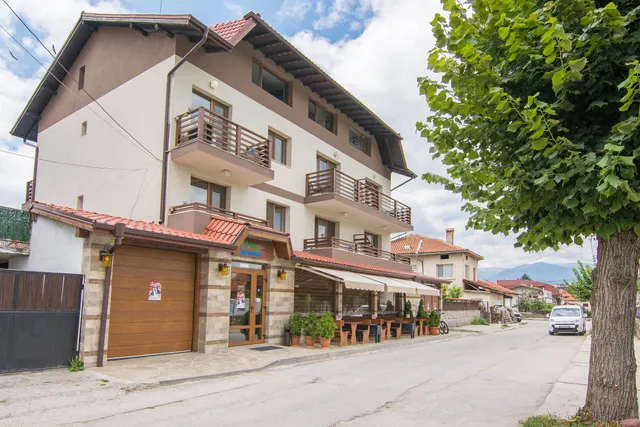 Хотел село Баня „Минерал 56”