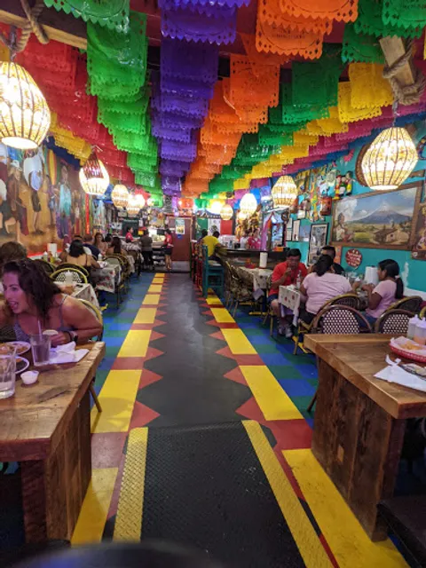 La Sierra Restaurant and Bar