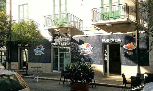 Pizzeria Young Pizza