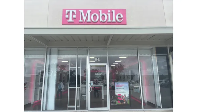 T-Mobile Authorized Retailer