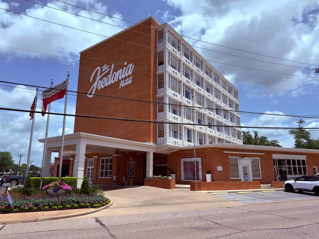 Fredonia Hotel