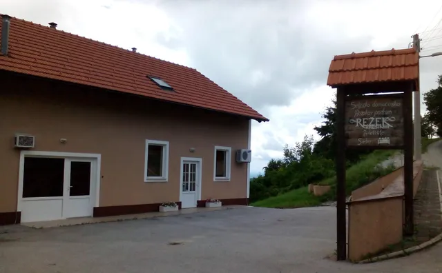 Guesthouse Režekov podrum