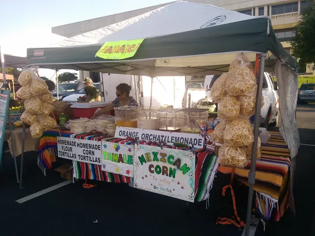 Downtown Topeka Farmer's Market