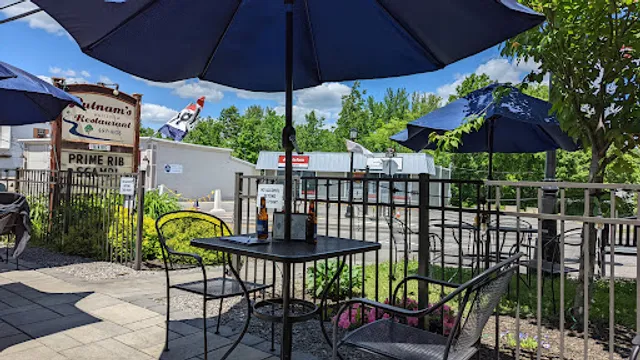 Putnam's Waterview Restaurant