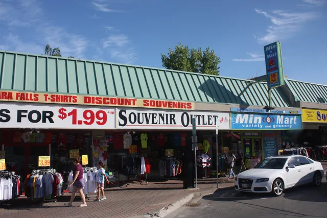 Souvenir Mart