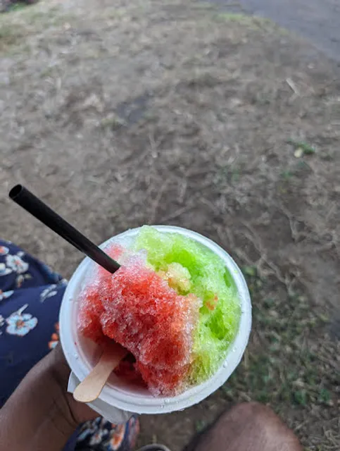 Ululani shaved ice & banana bread