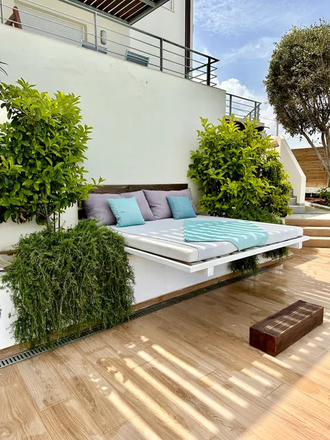 Seaview Garden Villa by Harilao