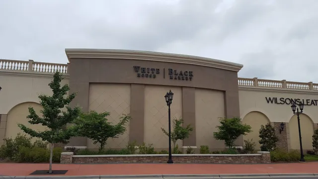 White House Black Market