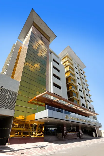 Golden Prince Hotel and Suites