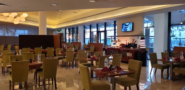 Assymetri International Restaurant