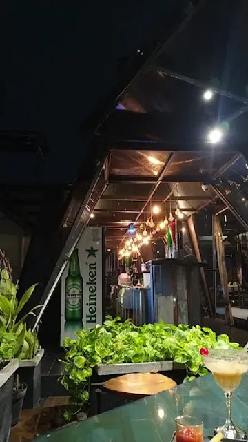 Loveshack Skybar Tapas & Grill