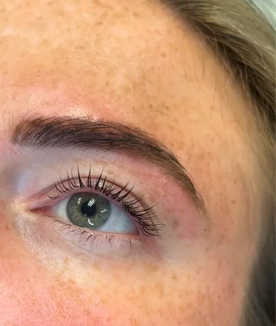 Simply Beauty Threading