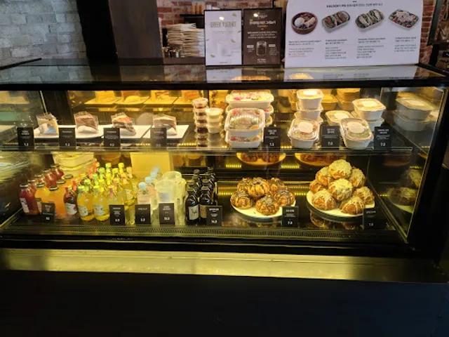 Nine Block Miumnaru DT Branch