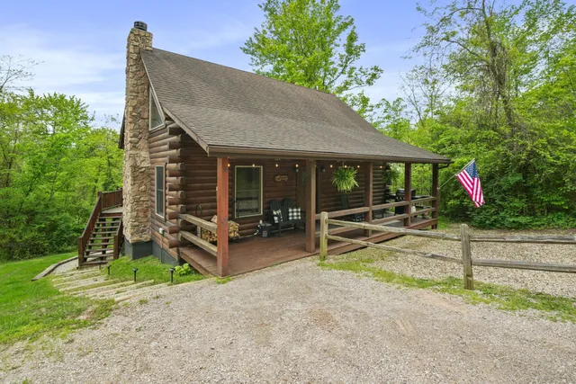 Liberty Ridge Log Cabin