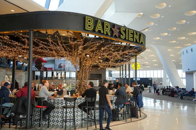 Bar Siena O'Hare