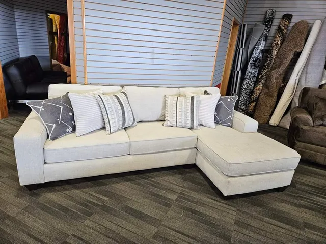 Kirk's Discount home furnishings