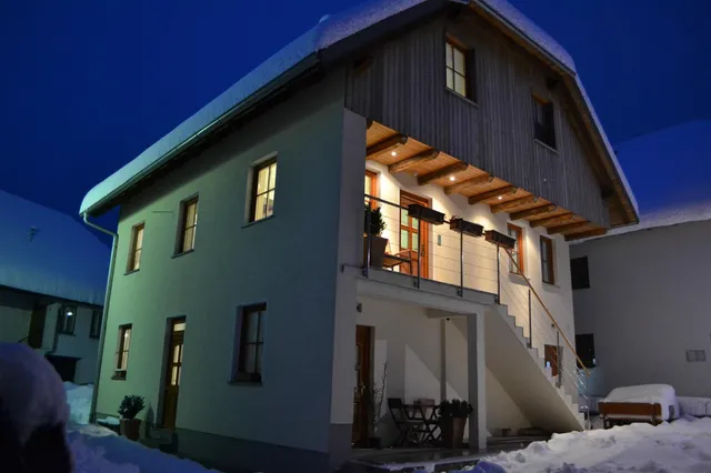 Komac Robert - Sobodajalec - Apartmaji Nac Bovec