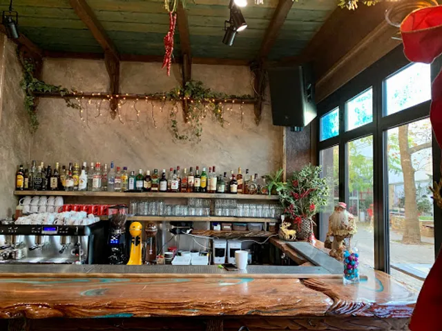 Outopia Coffee & Bar